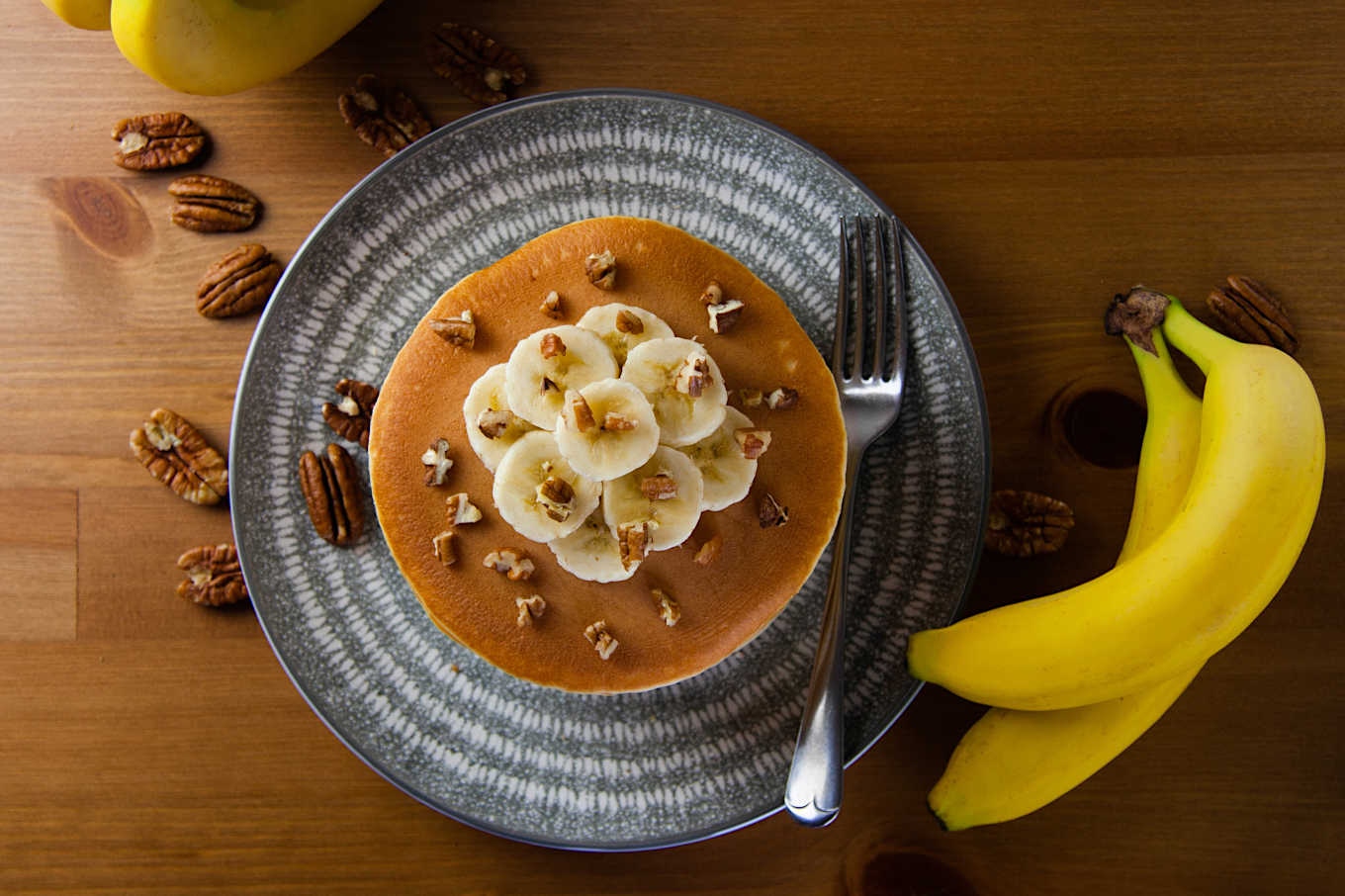 Healthy banana oatmeal pancakes